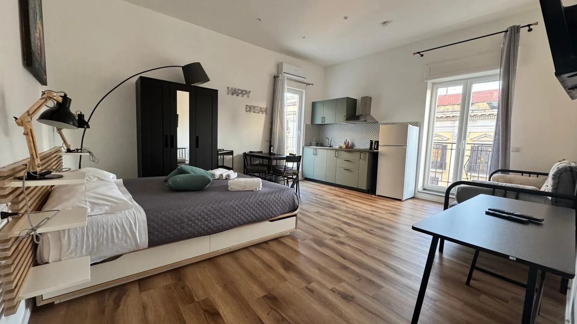 Apartment Casa Sulla Stazione Centrale Naples